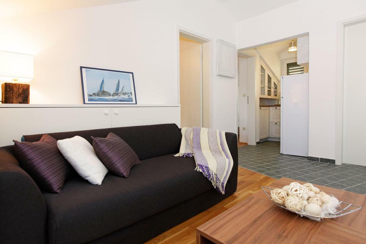Superb penthouse Luna Apartment Bol Exterior foto